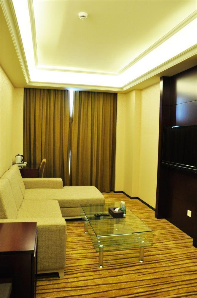 Shun Ying Li Yu Hotel Гуанчжоу Экстерьер фото